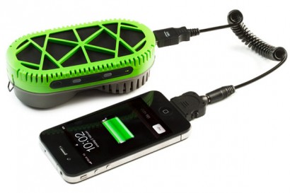 A portable water charger for smartphones